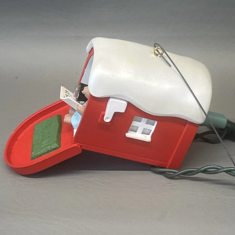 Hallmark Keepsake Chris Mouse Mail 1991 ORNAMENT Magic Light Vintage 90s